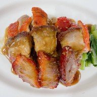 ร้านฮ่องเต้เป็ดย่างไฮโซ By ตั้มการกิน ตลาดนัดปาร์คอิน