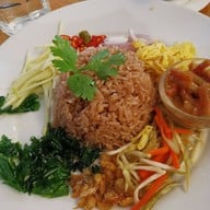 เมนูของร้าน กัลปพฤกษ์ สีลม