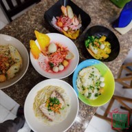 เมนูของร้าน เส้นปลาเมืองคอน (อาหารมุสลิม) พัฒนาการคูขวาง