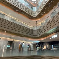 บรรยากาศ Hysan Place