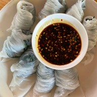 คุณแจงก๋วยเตี๋ยวปากหม้อเข้าวัง