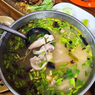 เมนูของร้าน สี่แควกุ้งเผา