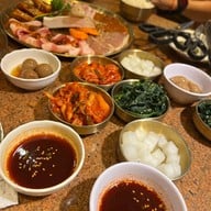 Sukishi Korean Charcoal Grill เซ็นทรัลชลบุรี