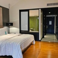 โรงแรมเลอเมอริเดียนเชียงราย