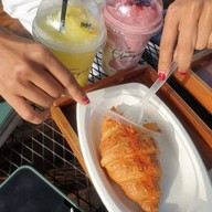 Garden Glamping Cafe & Eatery