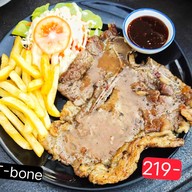 จังโก้สเต็ก  ตลาด 304 พลาซ่า