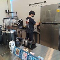 บรรยากาศ DRINK DARK DUCK SPECIALTY COFFEE BY NARA THAILAND -
