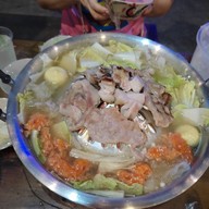 เมนูของร้าน มีดีหมูกระทะ วัดเกาะ