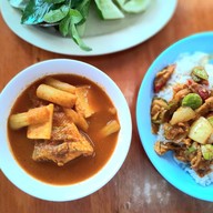 ฉวาง (แม่อวย) พรานนก