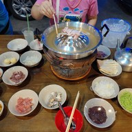 เมนูของร้าน มีดีหมูกระทะ วัดเกาะ