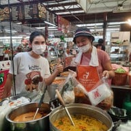 ขนมจีนแม่รัตน์ตลสดชัชวาลลำลูกกาคลอง7 ตลาดชัชวาลลำลูกคลอง7