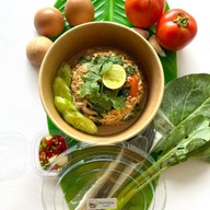 ครัวในบ้านเเม่เฮงเฮง กะเพราพริกแห้ง 1