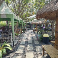 บรรยากาศ เตี๋ยวบ้านสวน ซอยวัดทับทิมแดง ปทุมธานี