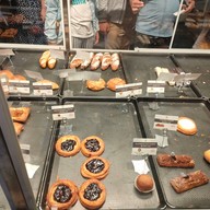 บรรยากาศ Paris Levain