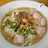 เมนูของร้าน คุณอ๋อ ก๋วยจั๊บญวน เส้นสด ศิริราช