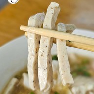 เมนูของร้าน คุณอ๋อ ก๋วยจั๊บญวน เส้นสด ศิริราช