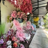 Florista Cafe And Eatery