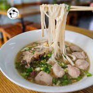 เมนูของร้าน คุณอ๋อ ก๋วยจั๊บญวน เส้นสด ศิริราช