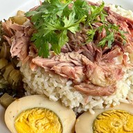 ข้าวขาหมูบางรัก(เจ้าเก่า)ห้าแยก
