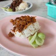 สุธาทิพย์