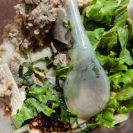 เมนูของร้าน ต๋อยก๋วยจั๊บน้ำข้น(สูตรโบราณ) -