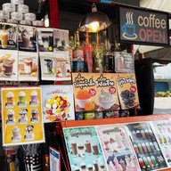 coffee  cat หมู่บ้านลานทอง