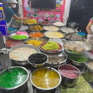 ป้ายาขนมหวาน ข้างห้องสมุด