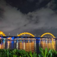 บรรยากาศ Dragon Bridge