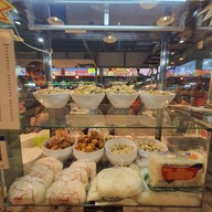 บรรยากาศ 9 รส เย็นตาโฟ ลูกชิ้นแคะ เยาวราช Foody Farm บางใหญ่