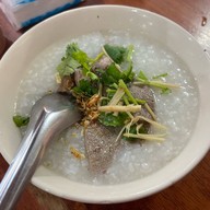 บ้านก๋ง สุราษฎร์ ตลาดแม่ครู