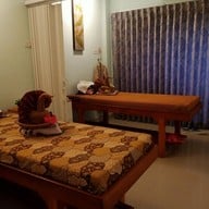 ชบา นวดแผนไทย