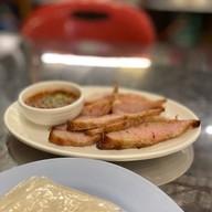 ลาดหญ้าจิ้มจุ่ม นายอ้วน ลาดหญ้าจิ้มจุ่ม นายอ้วน