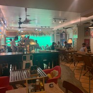 Patcharee Bakery เกาะพีพี