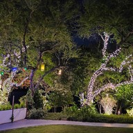 บ้านริมอ่าว