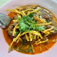 ข้าวซอย ลุงประกิจกาดก้อม