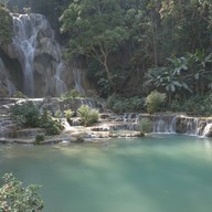 บรรยากาศ Kuang Si Waterfall