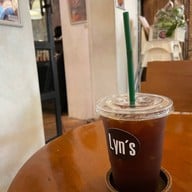 Lyn’s The Shanghai Cafe'