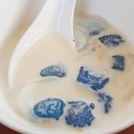 สวนผักแว่น Cafe & Bistro