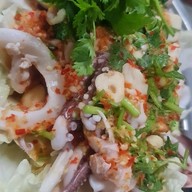 ร้านอาหารจันทร์ฉายเวียงป่าเป้าเชียงราย