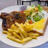 มิสเตอร์พีสเต็กเฮ้าส์ ประปา