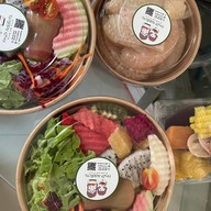 Fruit Addicts ผลไม้สดปอกพร้อมทาน เชียงใหม่ สาขา ซอยโรงพักแม่ปิง สันป่าเลียง