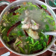 เมนูของร้าน เรณู