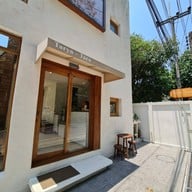 Taryn Tara Cafe & Stay