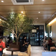 บรรยากาศ คลินิกทันตแพทย์ ณ หาดใหญ่ใน HatyaiNai Dental Clinic หาดใหญ่