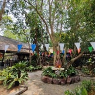 บ้านลุงชวน สวนป้าติ๋ว กาญจนบุรี