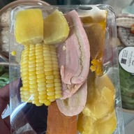 Fruit Addicts ผลไม้สดปอกพร้อมทาน เชียงใหม่ สาขา ซอยโรงพักแม่ปิง สันป่าเลียง