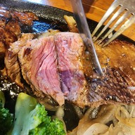 Han's Jumbo Steak