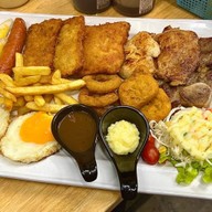 มิสเตอร์พีสเต็กเฮ้าส์ ประปา