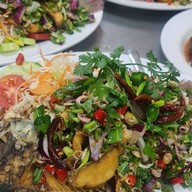 ร้านอาหารจันทร์ฉายเวียงป่าเป้าเชียงราย