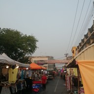 บรรยากาศ ตลาดราตรี มุกดาหาร